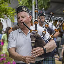 Bagpipes usher in last call nightly.